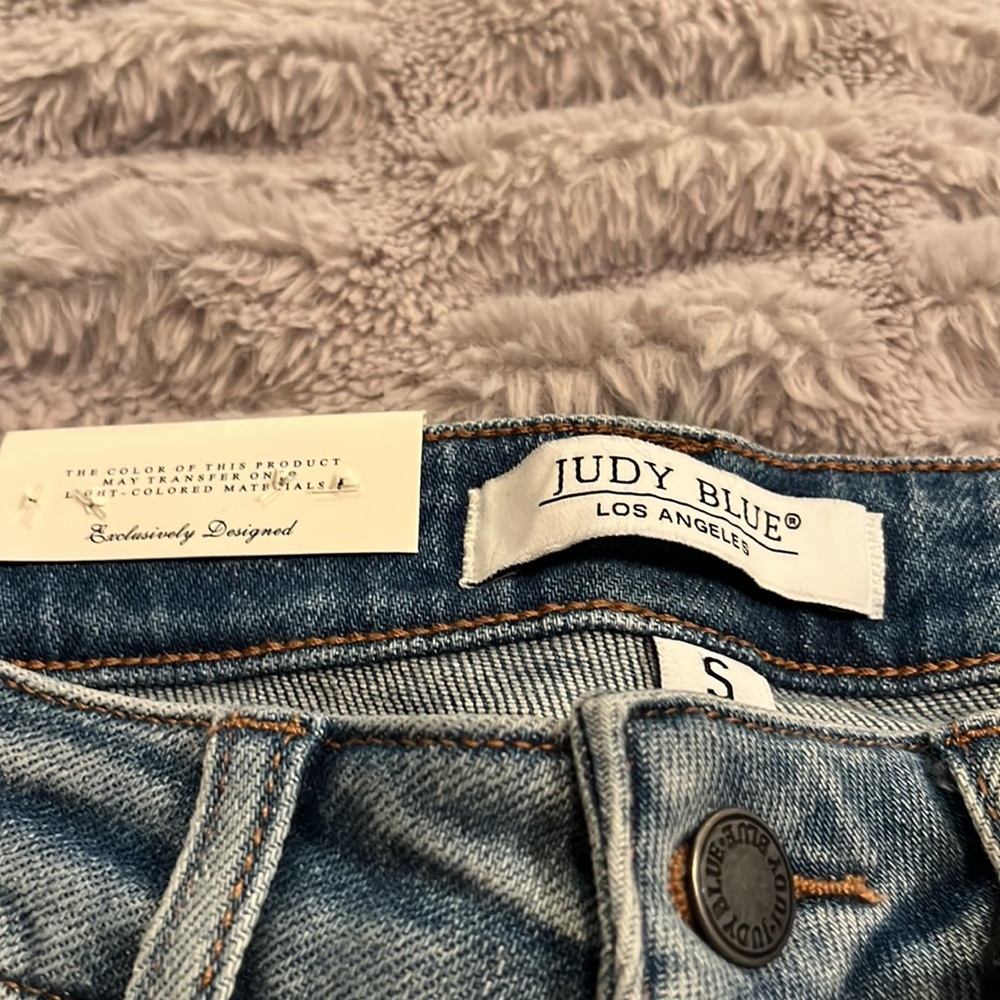 NWT Judy Blue High Waisted Rise Light Wash Bermuda Long Jeans Shorts New Small - Picture 4 of 13